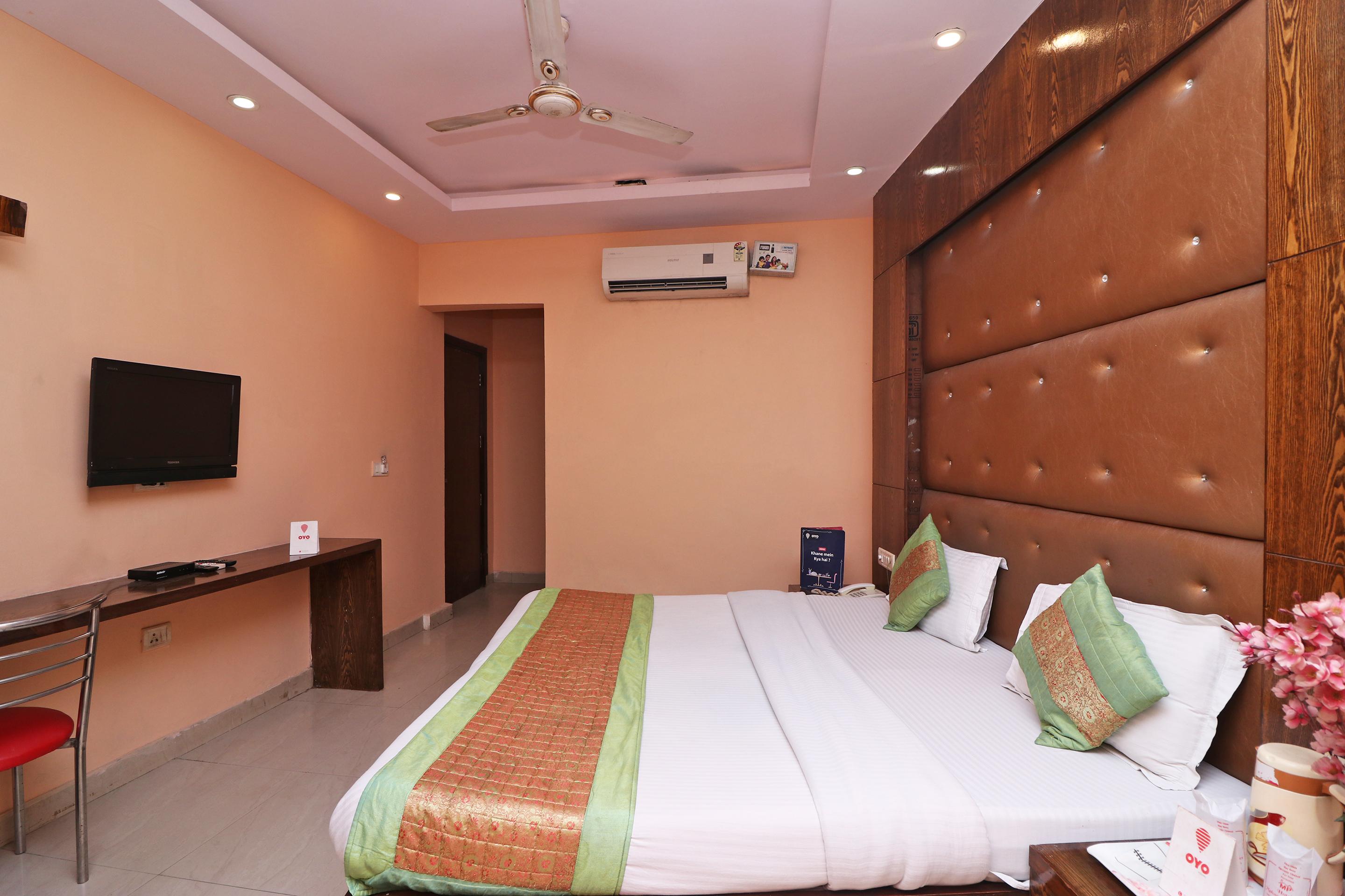 Oyo 6096 Hotel Maharani Palace Ню Делхи Екстериор снимка